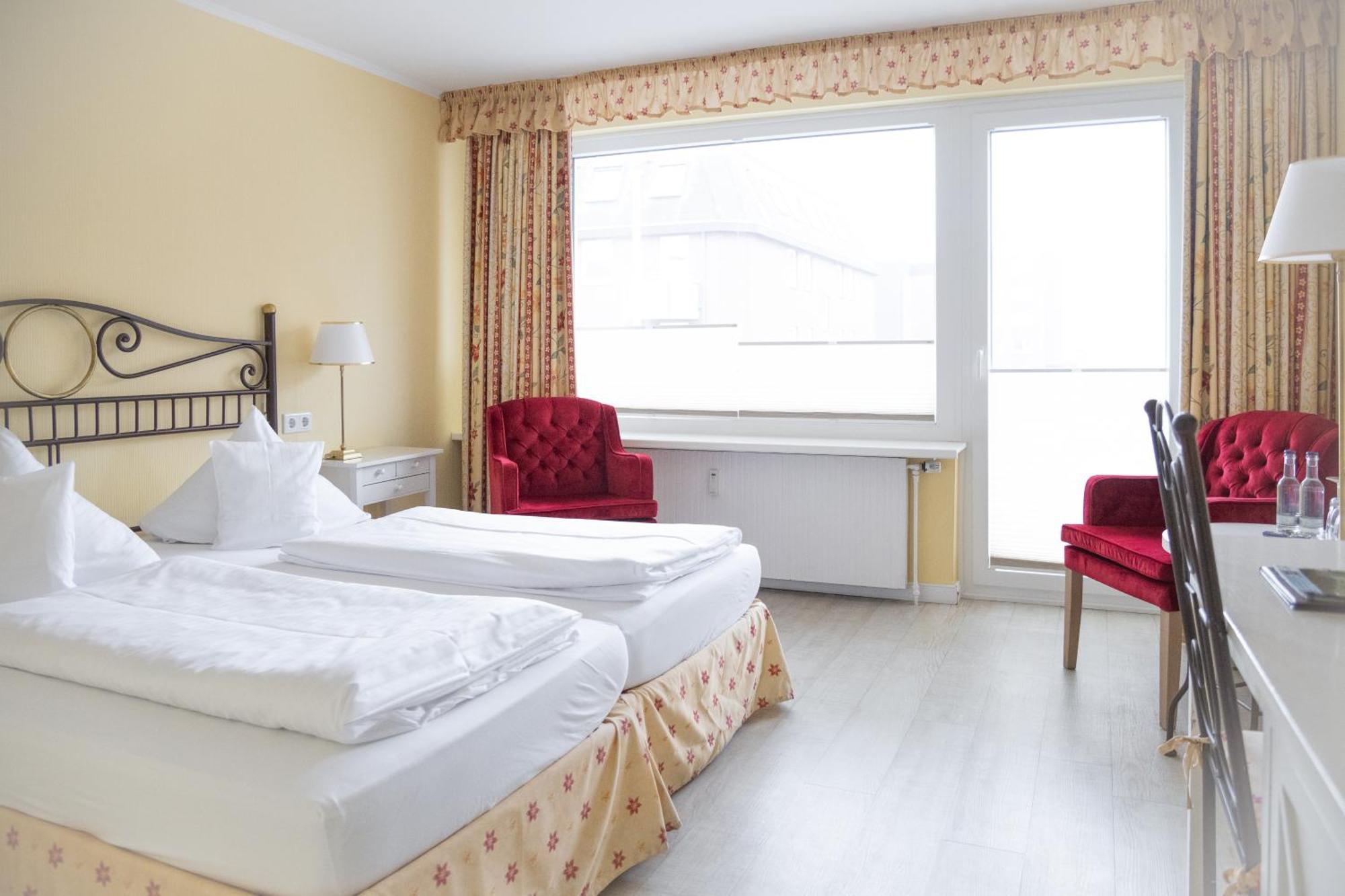 Hotel Duenenburg Westerland Esterno foto