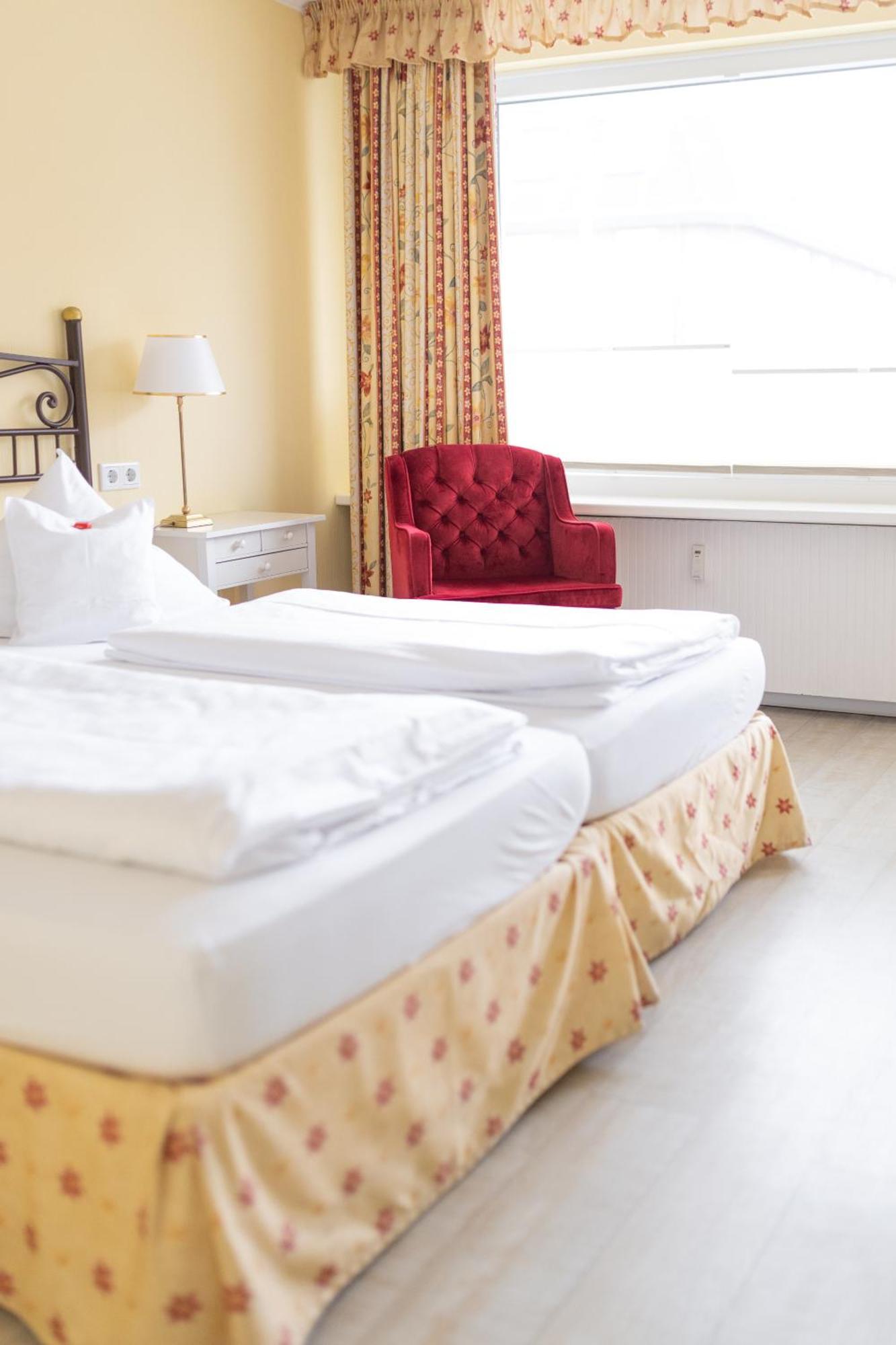 Hotel Duenenburg Westerland Esterno foto